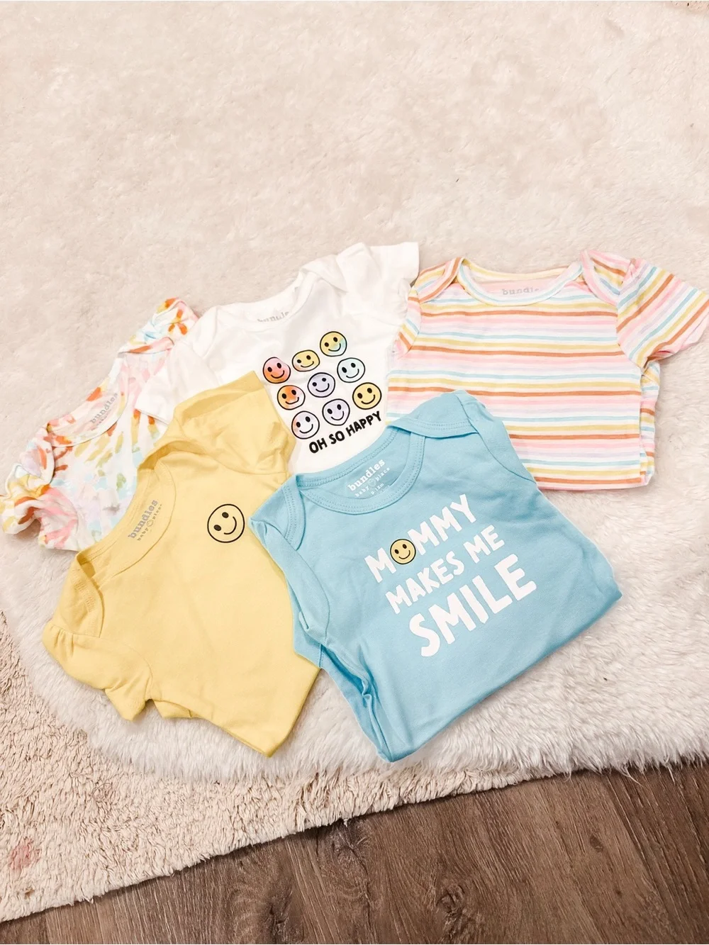 Children’s Place Smiley Face Baby Onesie Set of five - Picture 2 of 2